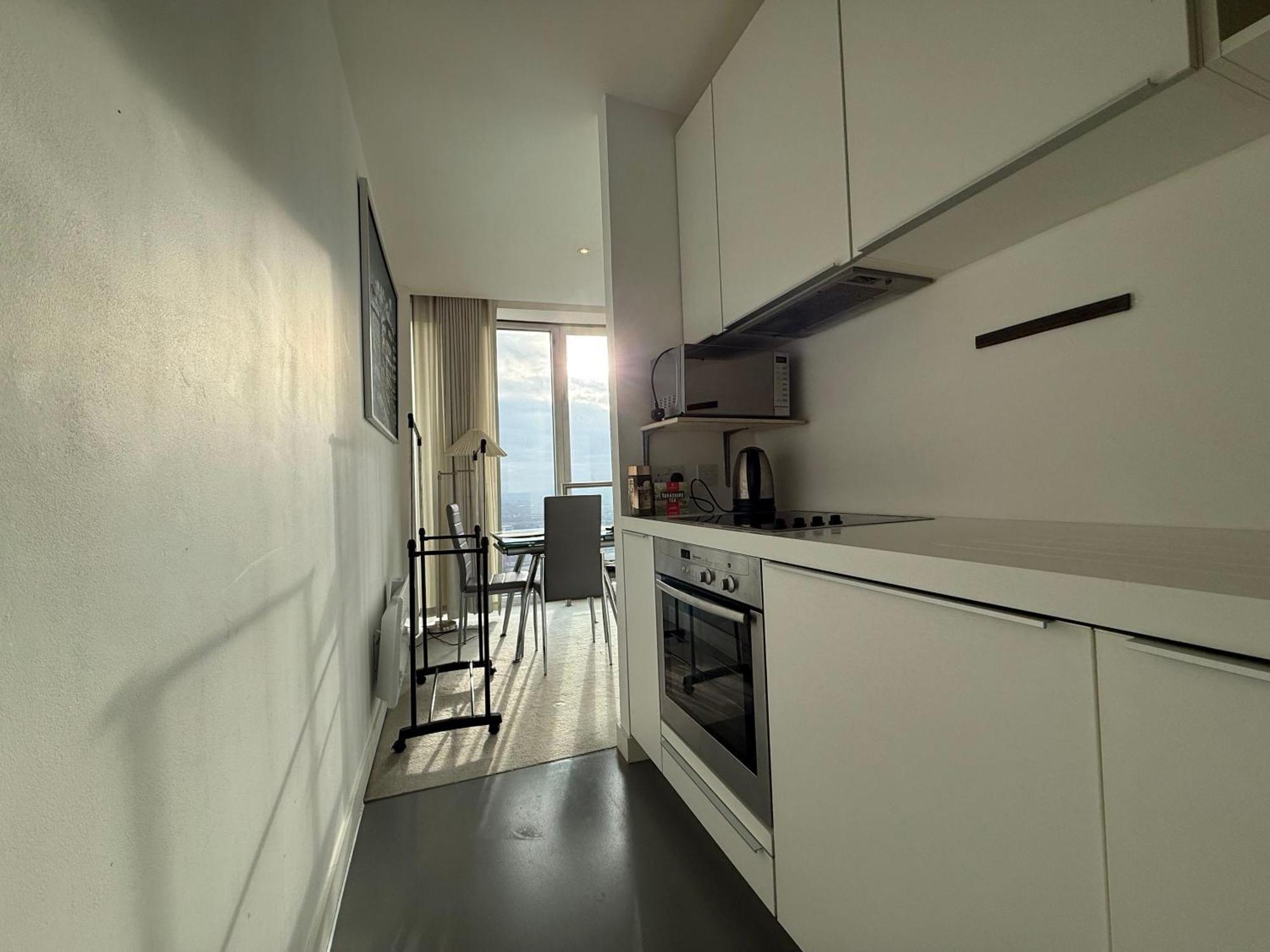 Stunning!!! City-center!! Retreat With Modern Amenities Appartamento