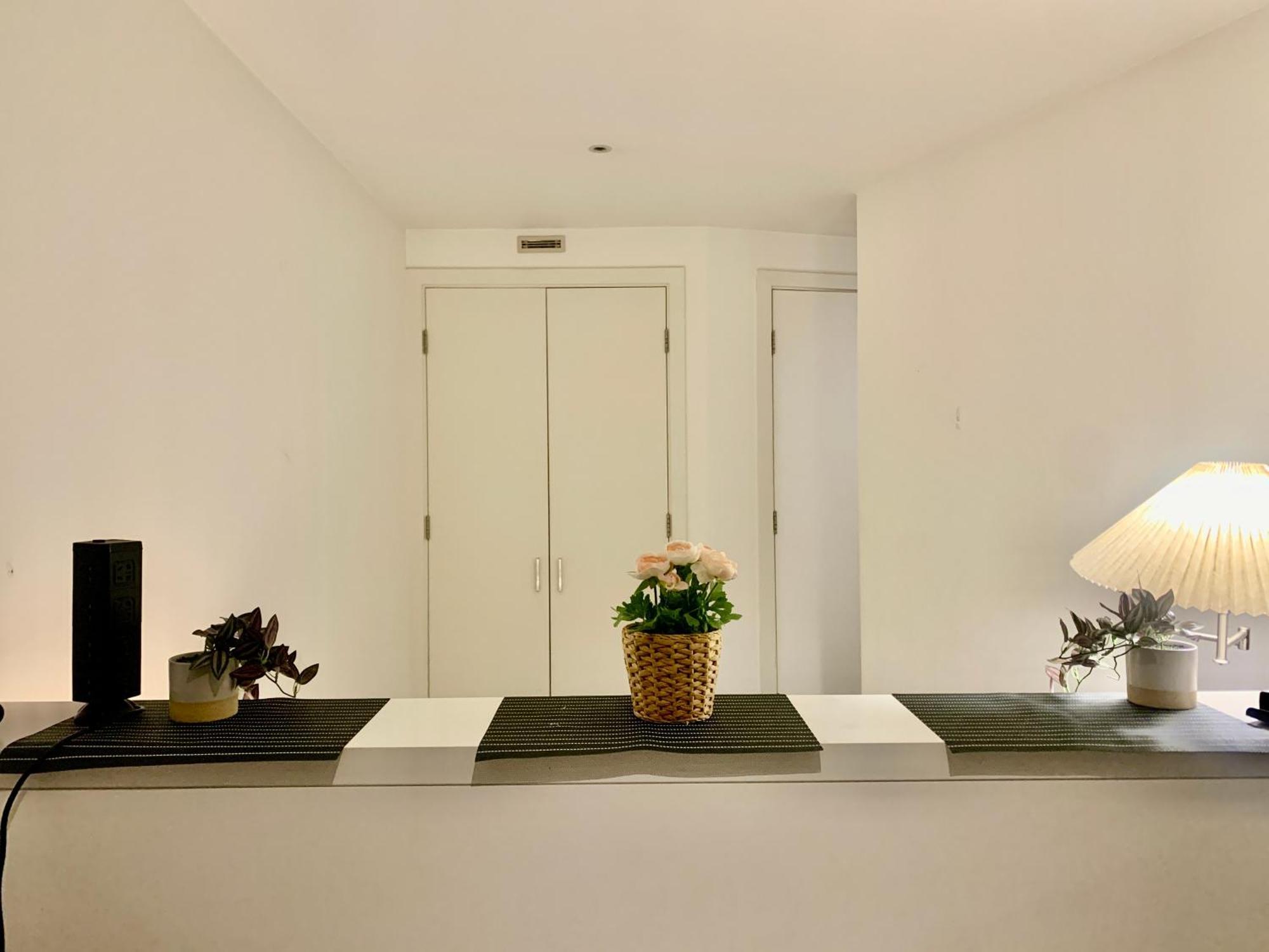 Stunning!!! City-center!! Retreat With Modern Amenities Apartment *