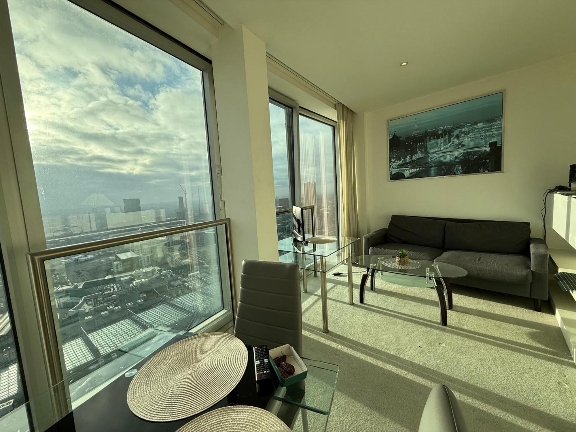 Stunning!!! City-center!! Retreat With Modern Amenities Apartment *